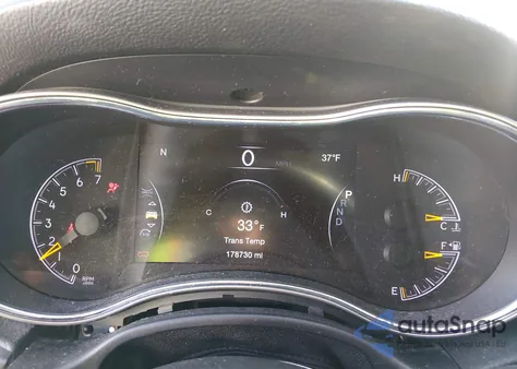 2018 Jeep Grand Cherokee Altitude 4X4 из США, поврежденный, VIN 1C4RJFAG1JC120747